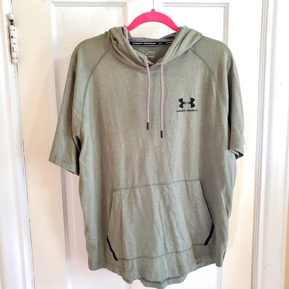 Under Armour Other - Olive green hooded short sleeve t-shirt